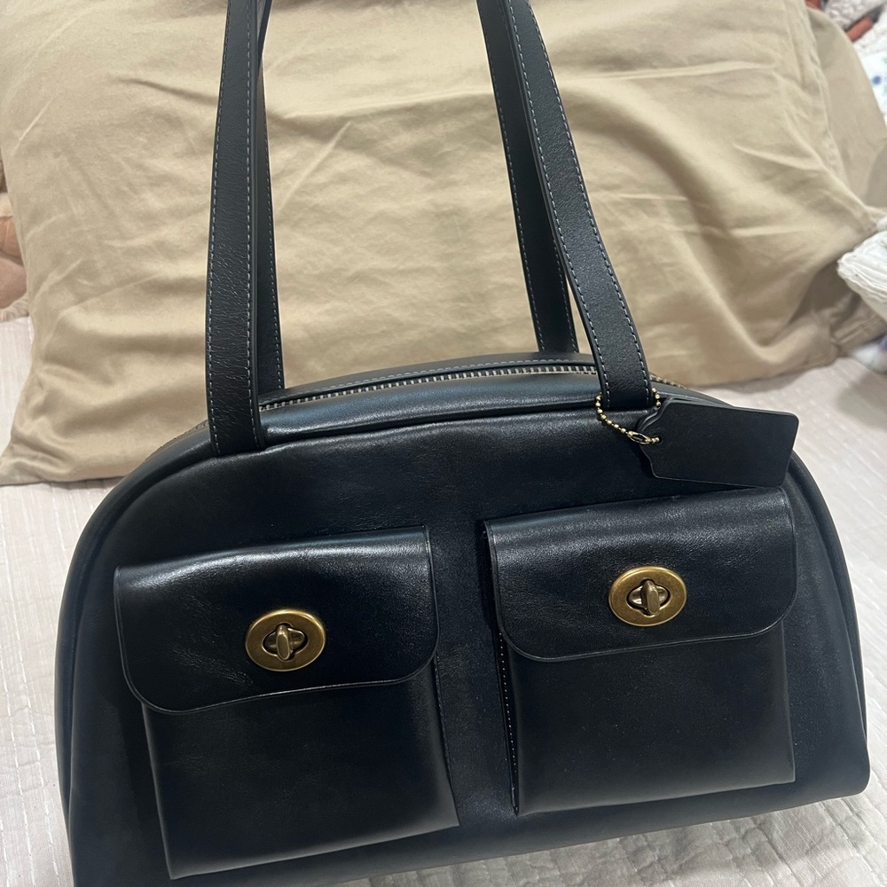COACH TURNLOCK BAG BRAND NEW